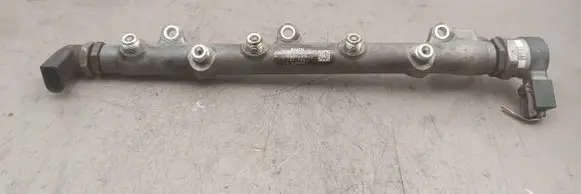 BMW X3 E83 Fuel main line pipe 0445214030 0281002497 0281002481