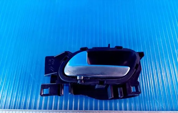 Renault Clio IV Front door interior handle 303966