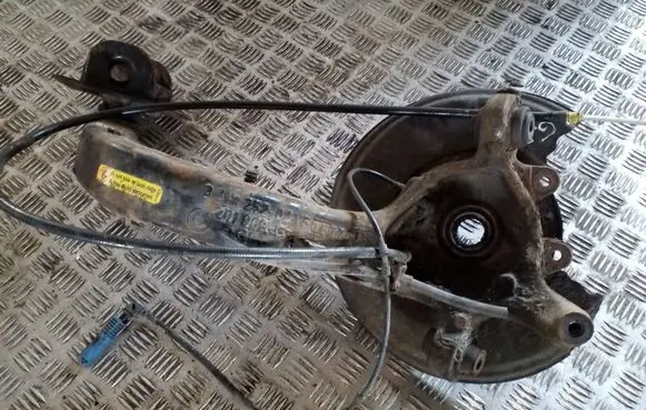 BMW X3 E83 Rear wheel hub spindle/knuckle 3413252