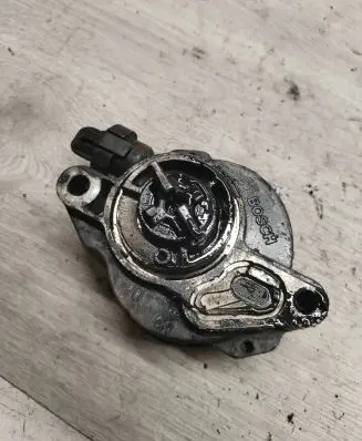 Peugeot Partner Vacuum pump