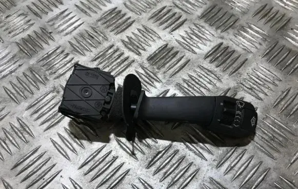BMW 5 E39 Wiper control stalk 8352171 01200910