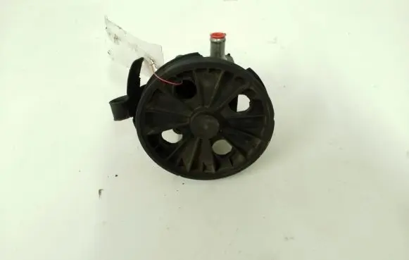 Volvo V70 Power steering pump