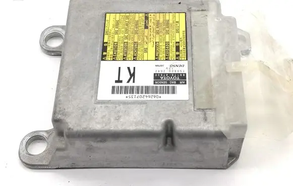 Toyota Prius (XW50) Airbag control unit/module 8917047630