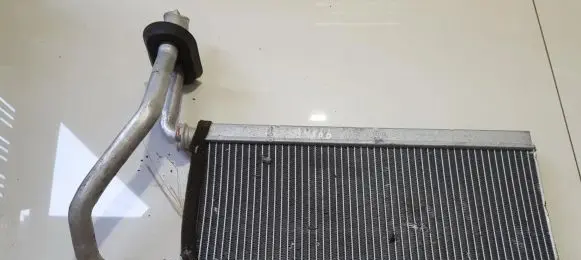 Honda CR-V Heater blower radiator