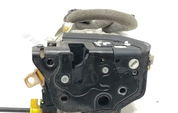 Audi A6 C7 Front door lock 8J1837016C
