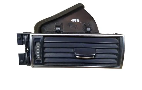 Audi A6 S6 C6 4F Dashboard side air vent grill/cover trim 4F1820902D