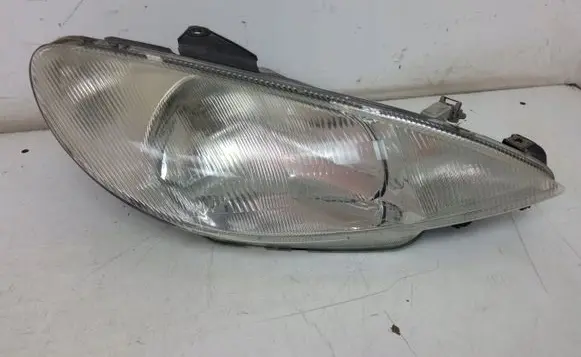 Peugeot 206 Headlight/headlamp