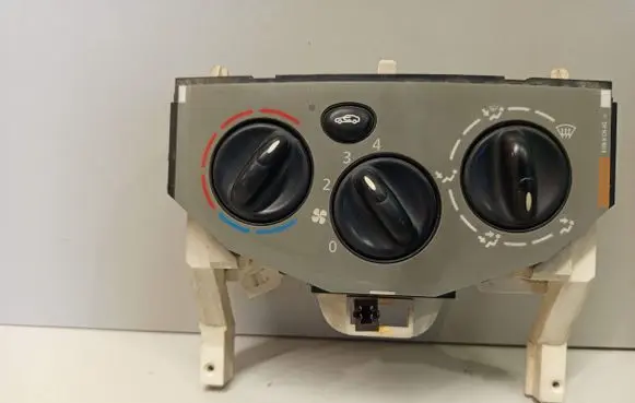 Opel Vivaro Climate control unit