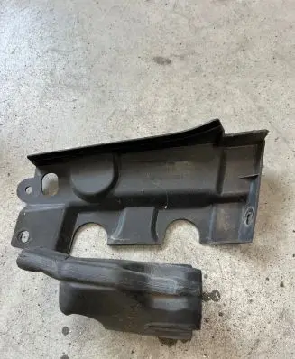 Volkswagen Caddy Other engine bay part 1T0805234D