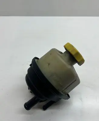 Chrysler Pacifica Power steering fluid tank/reservoir 04743175AC PA66GF33