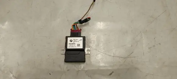 BMW 3 G20 G21 Fuel injection pump control unit/module 11812010