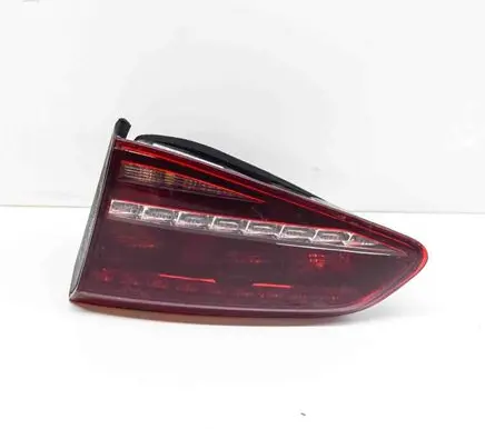 Volkswagen Golf VII Tailgate rear/tail lights 5G0945308E