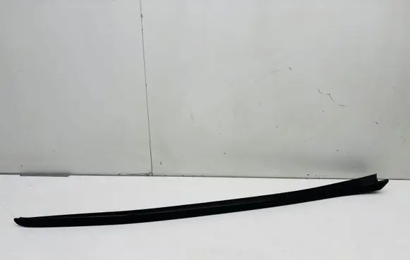 Audi Q3 8U Windshield trim 8U0854328