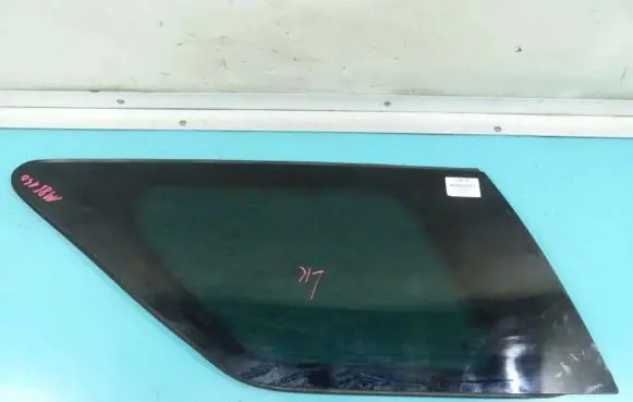Cadillac SRX Rear side window IMPRK1186140