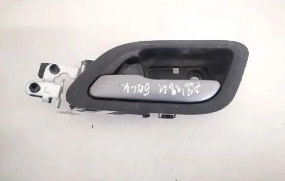 Honda FR-V Rear door interior handle