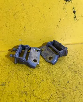 Mazda 6 Tailgate/trunk/boot hinge