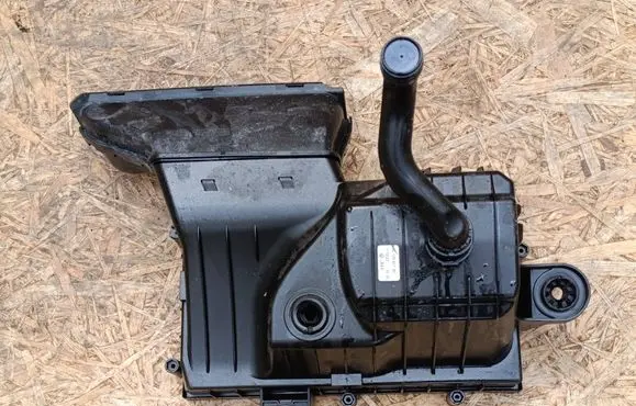 Audi A3 8Y Air filter box 5Q0129601BS