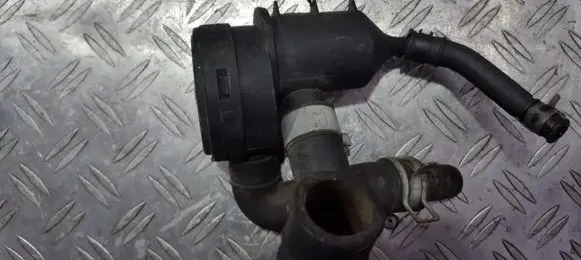 Breather/breather pipe/hose