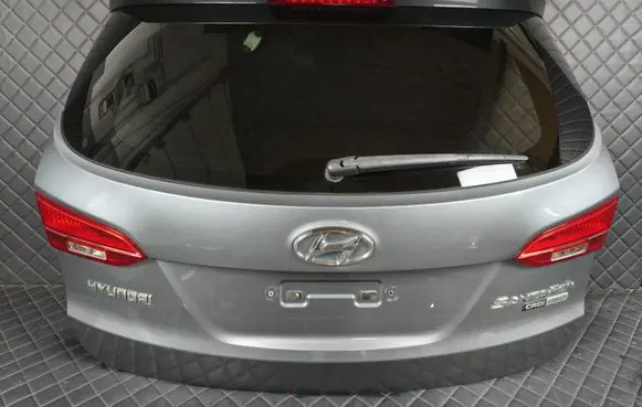 Hyundai Santa Fe Truck tailgate 