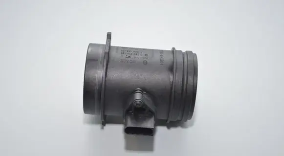 BMW X5 E53 Mass air flow meter 7524136 028218135