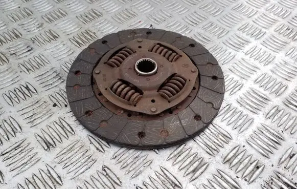 Audi 80 90 S2 B4 Clutch pressure plate 048141031