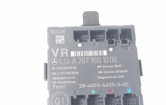 Mercedes-Benz E C207 W207 Door control unit/module A2079001000