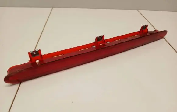 Volkswagen Touran I Third/center stoplight 53680627 B088110 28214001