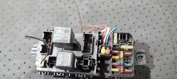 Mitsubishi Colt Fuse box set MR19457