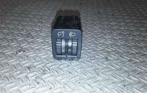 Volkswagen PASSAT B7 Headlight level height control switch