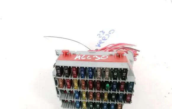 Volvo S80 Fuse box set 9162439