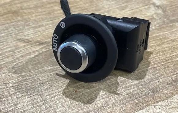 Land Rover Range Rover Velar Steering wheel adjustment switch FW936465AB 909780F100093