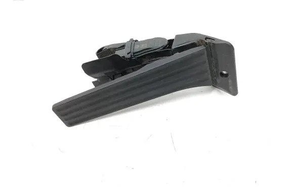 BMW X3 F25 Accelerator throttle pedal 6853175 12037313DE 6PV01043533