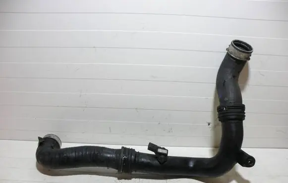 Seat Leon (1P) Intercooler hose/pipe 1K0145762AD 1K0145770D