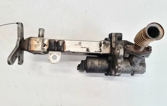Volvo S80 EGR valve cooler 30637142 53411462