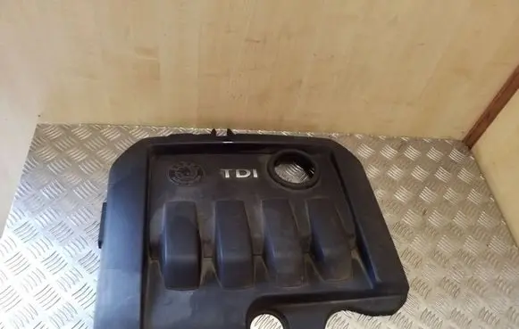 Skoda Octavia Mk2 (1Z) Engine cover (trim) 030103925