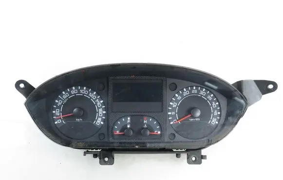 Iveco Daily 35.8 - 9 Speedometer (instrument cluster) 69500156