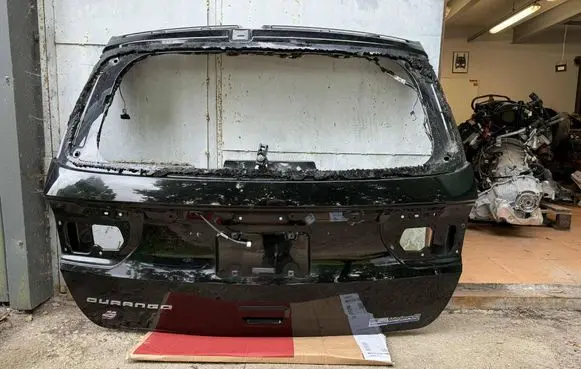 Dodge Durango Tailgate/trunk/boot lid