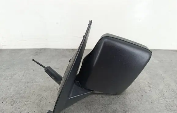 Opel Combo C Front door electric wing mirror 