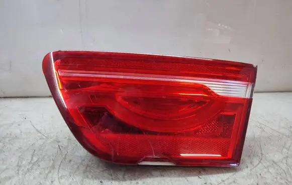 Jaguar XE Tailgate rear/tail lights 19733902