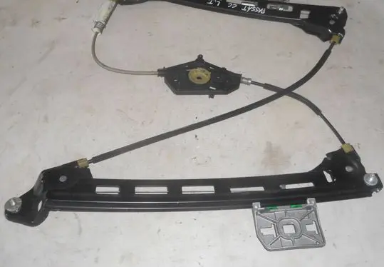 Volkswagen PASSAT CC Rear window lifting mechanism without motor 3C8839461G