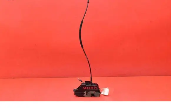 Nissan Primera Front door lock 