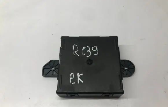Chrysler Pacifica Door control unit/module 68316561AB