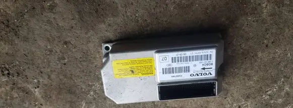Volvo V70 Airbag control unit/module P30667469 0285001655