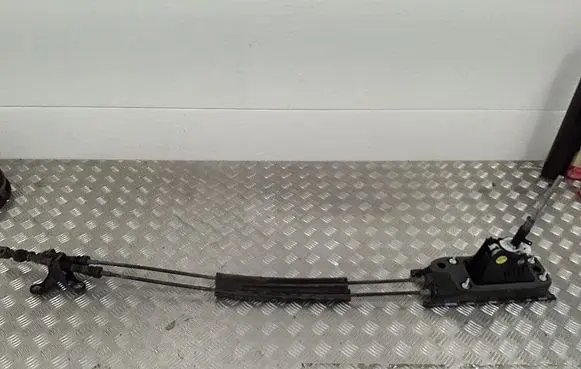 Volkswagen Golf VII Gear shifter/selector 5q0711049