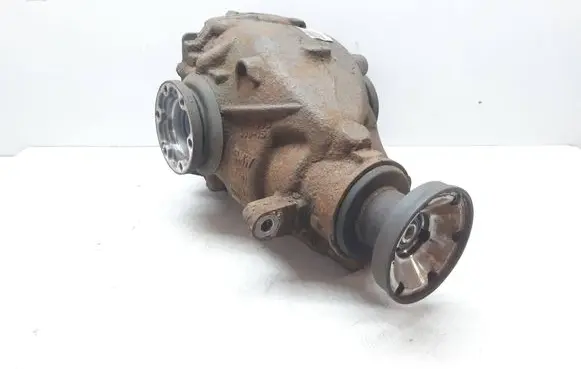 BMW X3 E83 Rear differential 7567987