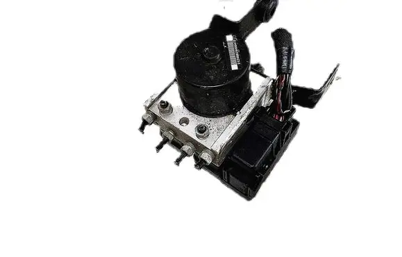 Ford Focus ABS Pump 3M512M110JA
