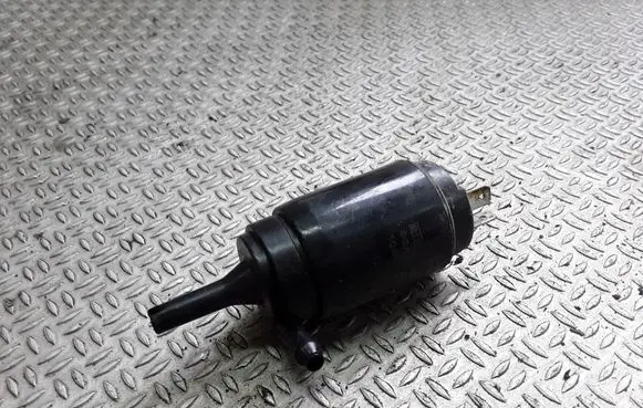 Mercedes-Benz Sprinter W901 W902 W903 W904 Windscreen/windshield washer pump