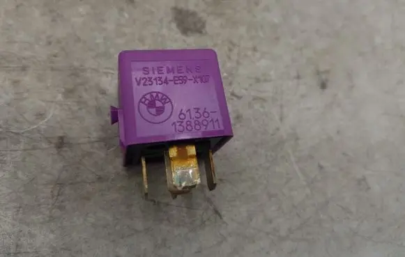 BMW 5 E39 Other relay 61361388911 1388911