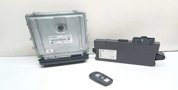 BMW 3 E90 E91 Engine ECU kit and lock set 7823973 0281014726 9147226