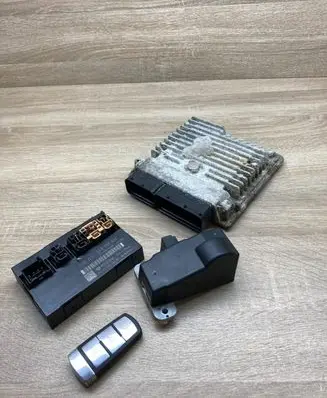 Volkswagen Golf VI Engine ECU kit and lock set 03L907425C 3AA959433 3C0905861J